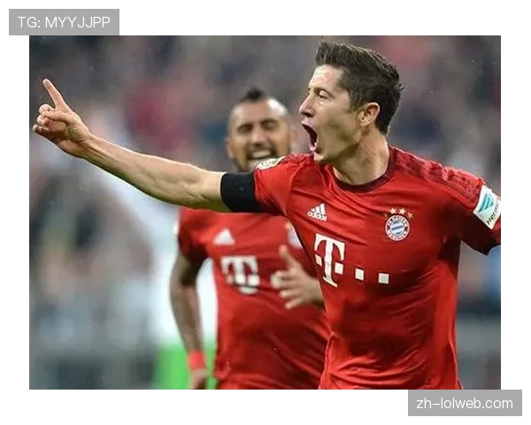 历史回顾:回顾十年前的今天,莱万多夫斯基创下单场五球神迹 历史回顾:回顾十年前的今天,莱万多夫斯基创下单场五球神迹